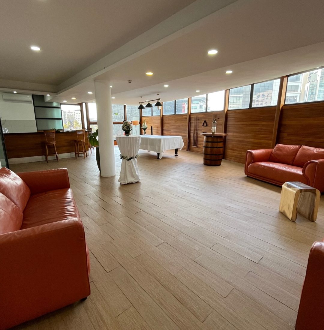 Lounge 3